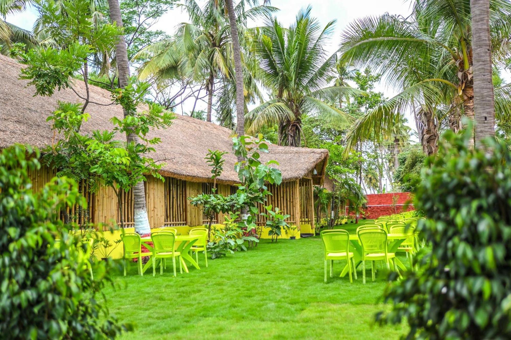 Tamarind Tree Way Side Amenities Hotel ฮอสเปต ภายนอก รูปภาพ